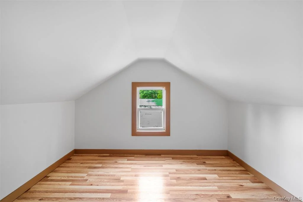 Finished upper-level room